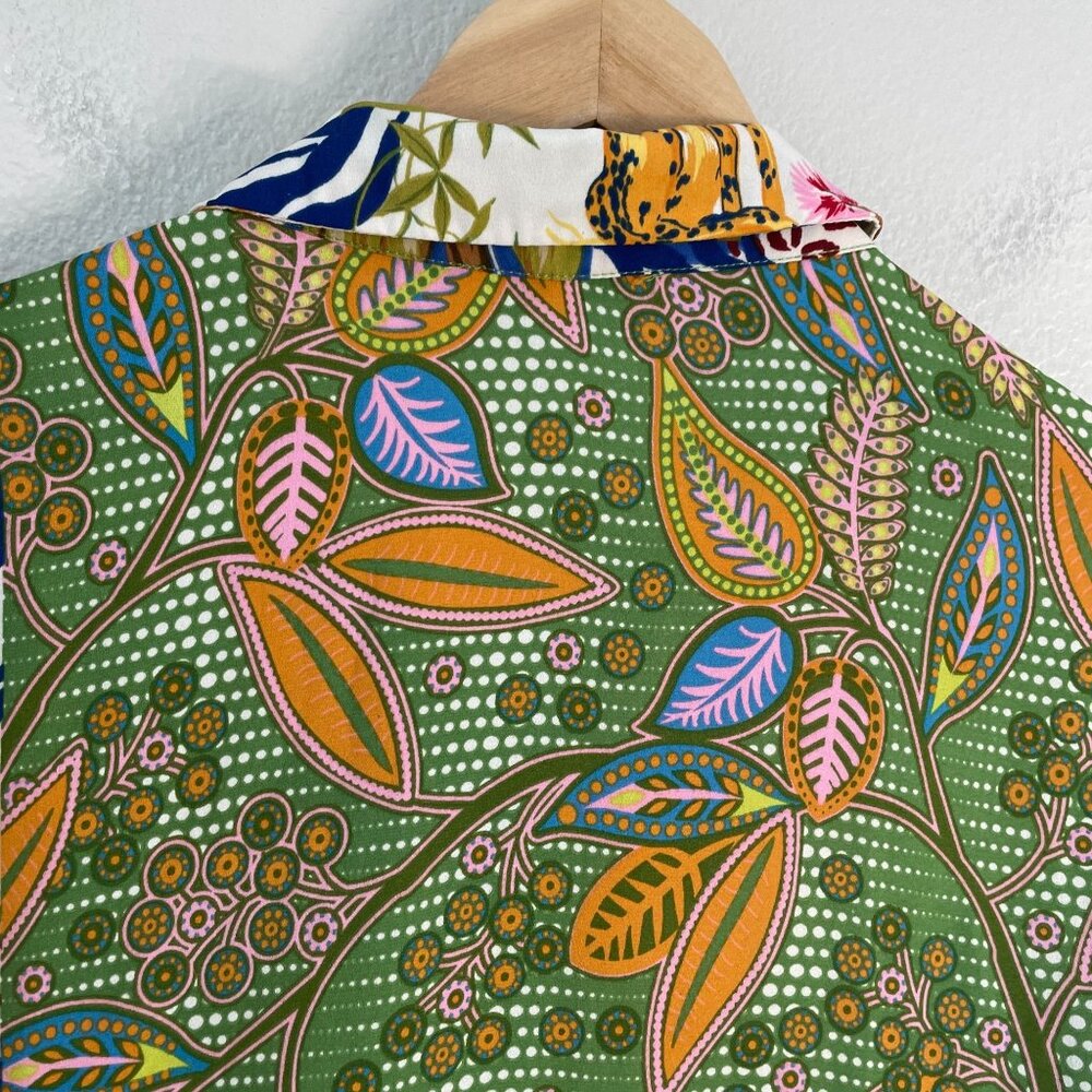 Rose + Olive Womens Plus 1X Tropical Leopard Animal Print Button Up Shirt Blouse - Picture 12 of 12